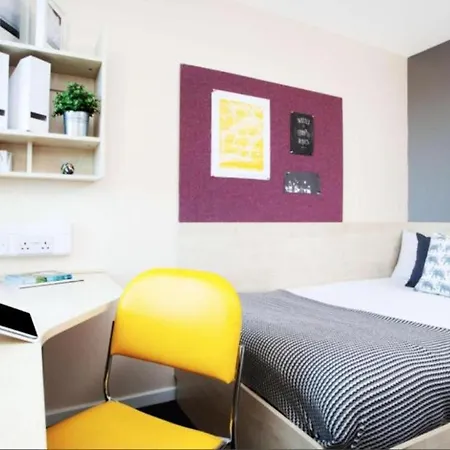 بيت ضيافة Pleasant Rooms For Students Only, Leeds - Sk ليدز