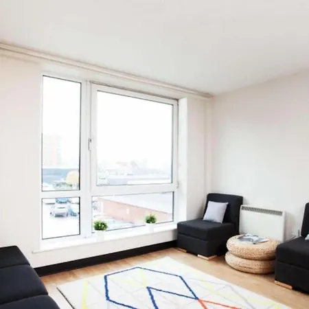 Pleasant Rooms For Students Only, Leeds - Sk ليدز