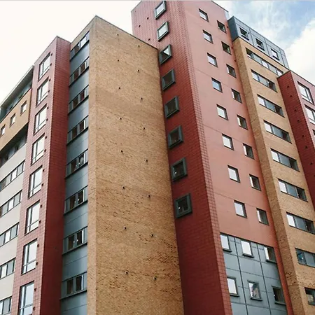 Pleasant Rooms For Students Only, Leeds - Sk Гостевой дом